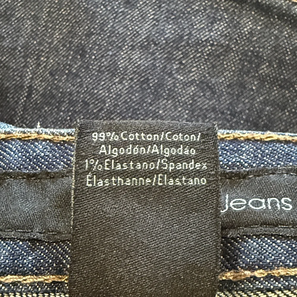 Calvin Klein Women’s Skinny Flare Jeans Size 32/14